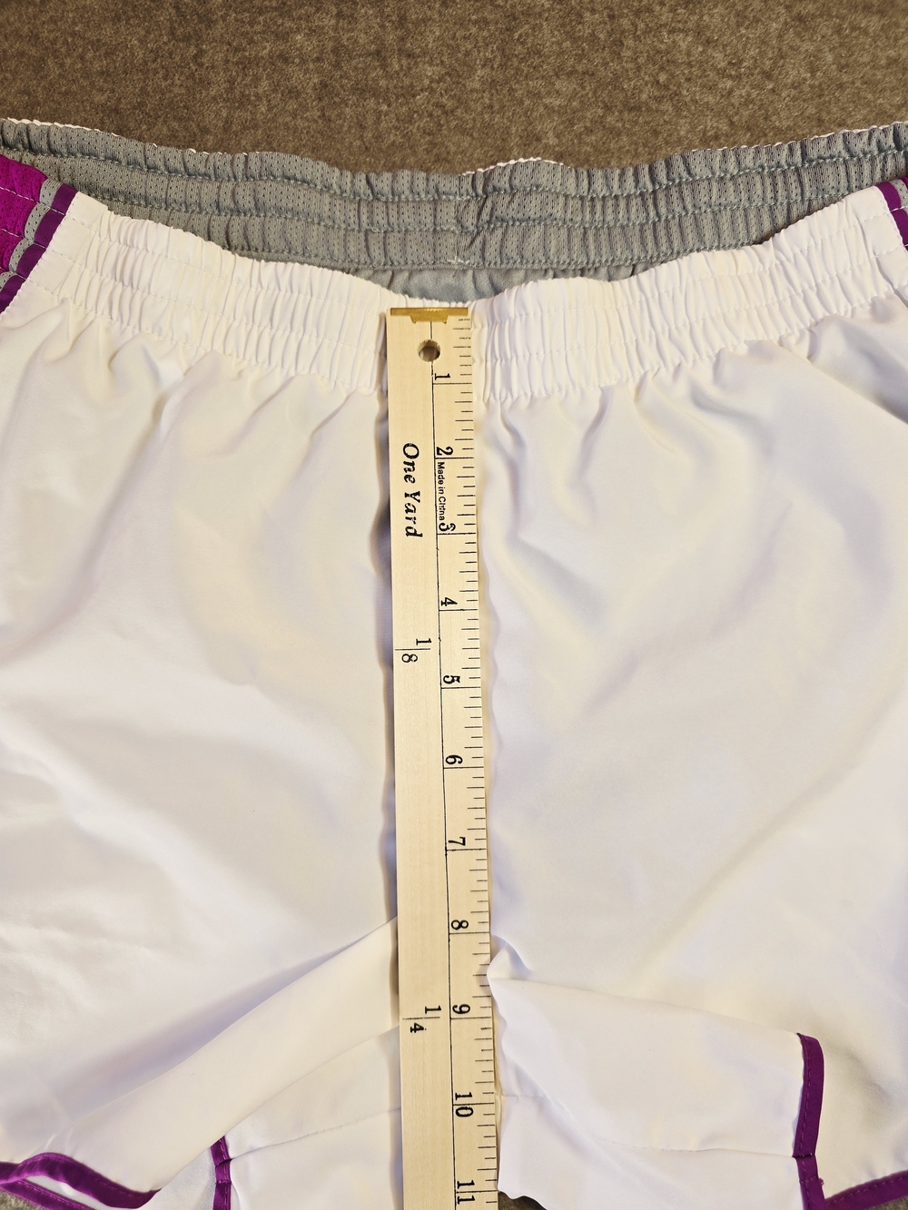 Nike Women’s DRI-FIT White & Purple Running Shorts Womens XL - Picture 13 of 15